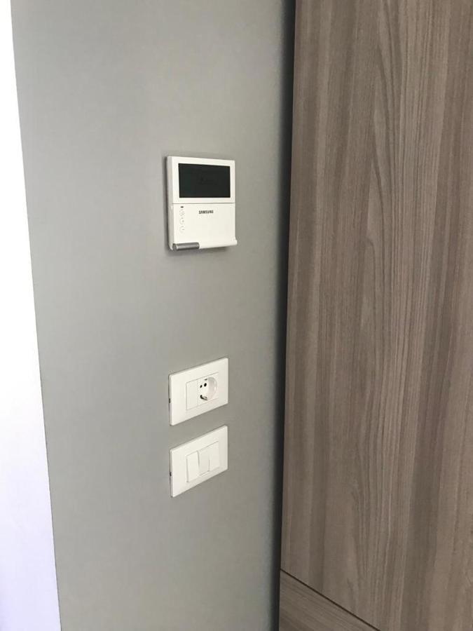 White House 4 Apartment Бреша Екстериор снимка